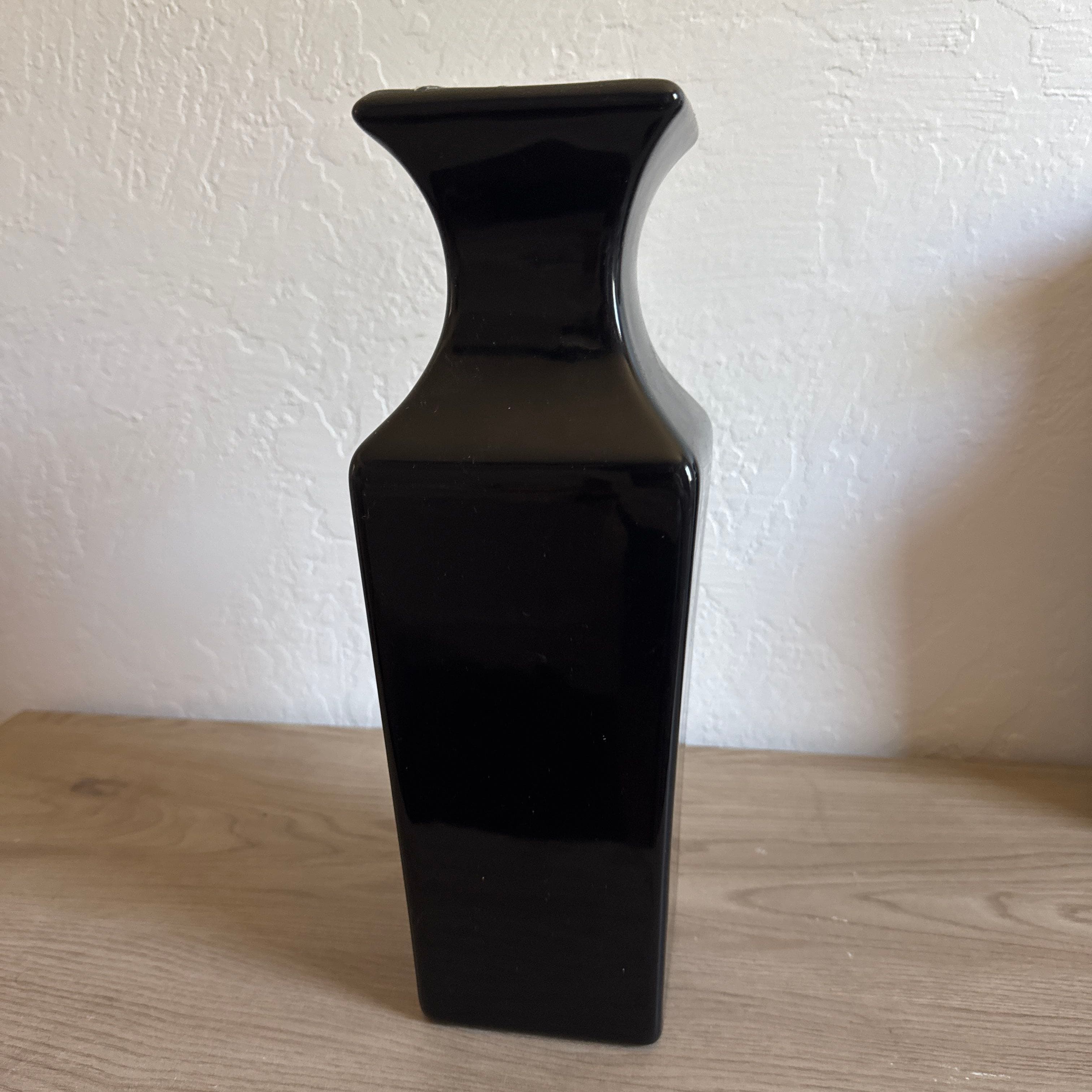 Haegar Black Glazed Floral Ceramic Vase - High Gloss